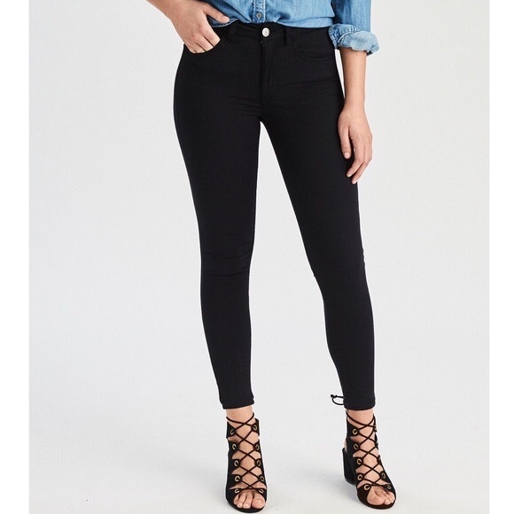 American Eagle Outfitters Denim - AEO Black Jegging [Size 2]